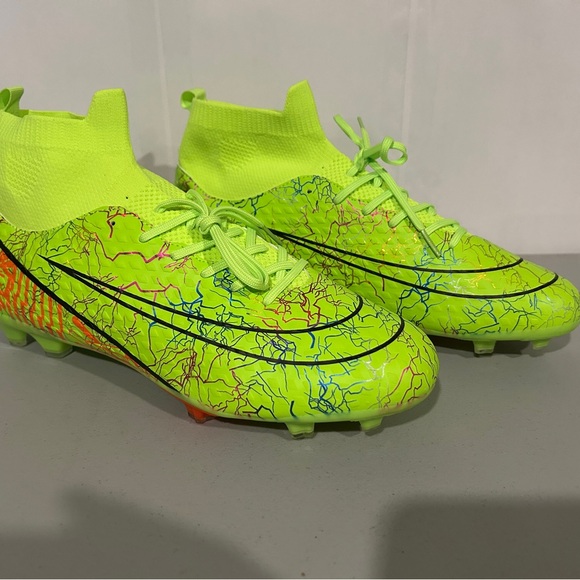 Neon Green Soccer Cleats - Picture 10 of 10